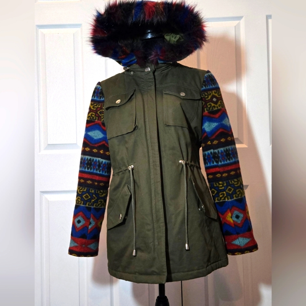 NY&Co Women's Insulated Coat with Wool Aztec Print Sleeves & Faux Fur Hood